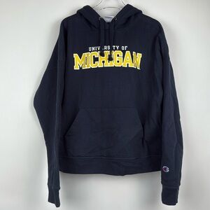 Champion University of Michigan Hooded Sweatshirt in Navy Blue Size Medium